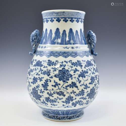 QING BLUE & WHITE WRAPPED FLORAL ZUN VASE