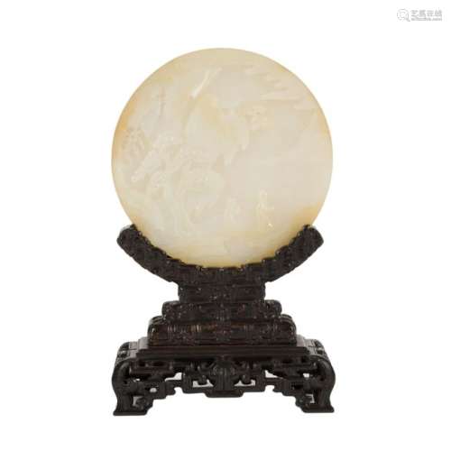 WHITE JADE ROUND TABLE SCREEN