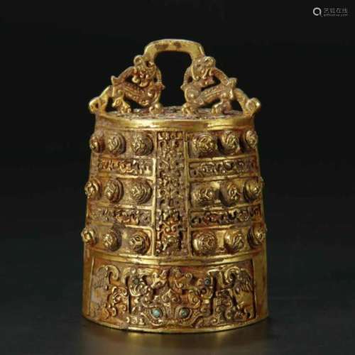 A RARE AND IMPORTANT CHINESE SOLID GOLD RITUAL BELL