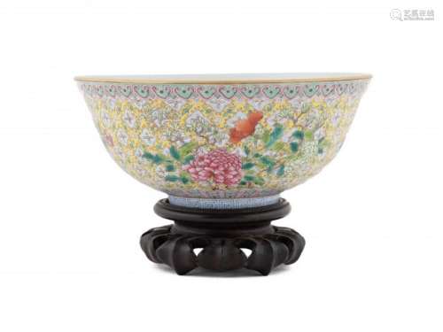 GUANGXU FAMILLE ROSE BOWL ON STAND