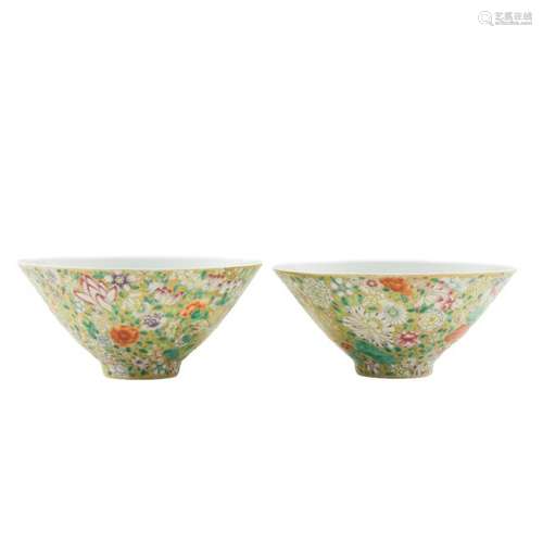 PAIR QIANLONG MILLE FLEUR BOWLS