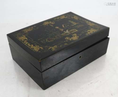 Chinese Export-Style Hinged Box