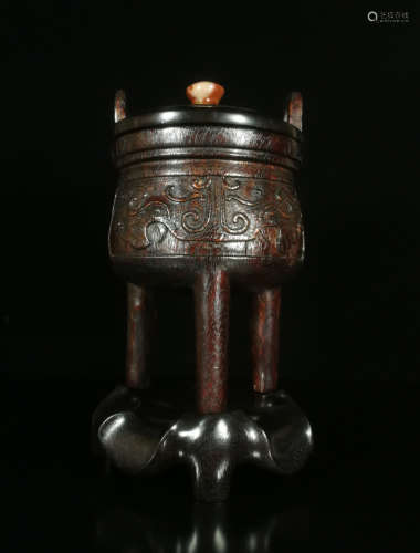 A CHENXIANG WOOD CARVED BEAST PATTERN CENSER