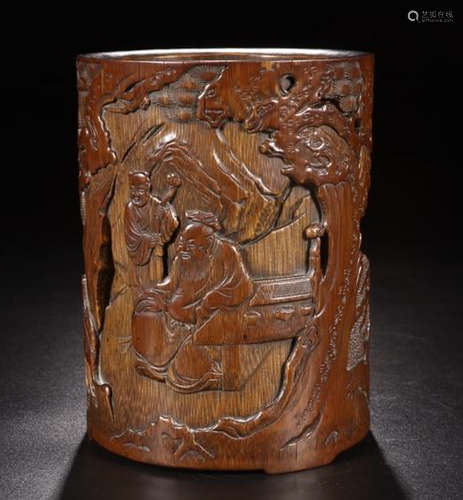 A BAMBOO CHARACTER STORY CARVED BRUSH HOLDER