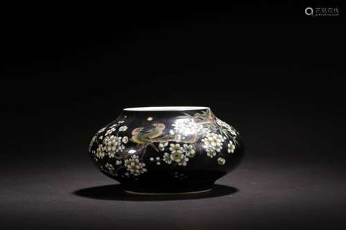 KANGXI MARK, CHINESE GOLD GLAZED FAMILLE ROSE WATERPOT,