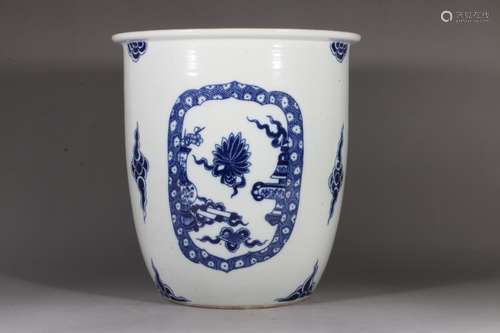 CHINESE BLUE & WHITE JAR