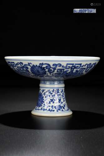 CHINESE BLUE & WHITE STEM DISH,