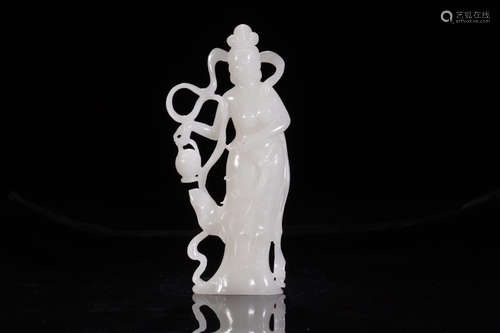 A HETIAN JADE GUANYIN STATUE