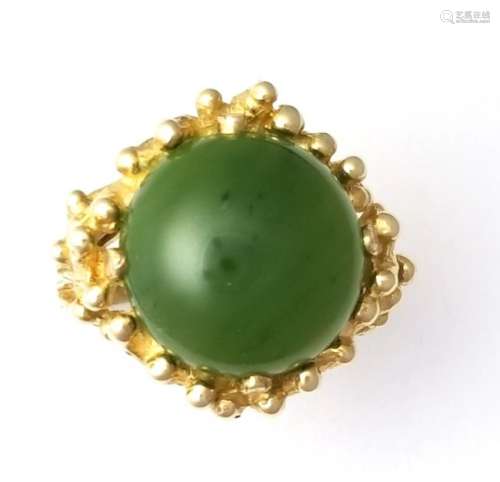 Vintage Midcentury Nephrite Jade Yellow Gold Sputnik La