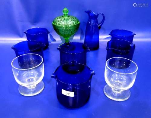 Set of six glass rinsers, glass jug, green moulded cover comport and two rummer style goblets