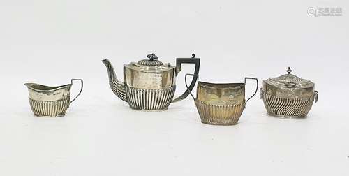 Edwardian silver three-piece tea service to include teapot, sugar bowl and a cream jug, all of