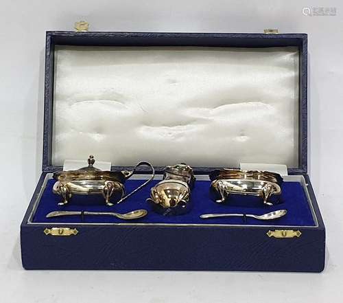 Late 20th century boxed silver cruet set by A J Poole, Birmingham