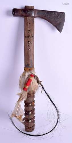 AN UNUSUAL NORTH AMERICAN INDIAN TRIBAL TOMAHAWK