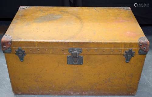 A RARE VINTAGE LOUIS VUITTON YELLOW LACQUERED TRUNK