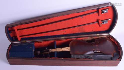 A VINTAGE TWO PIECE BACK VIOLIN with two bows. Violin