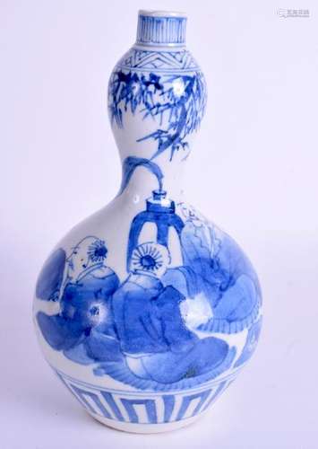 AN UNUSUAL 19TH CENTURY CONTINENTAL DELFT FAIENCE