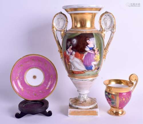 AN EARLY 19TH CENTURY FRENCH PARIS TWIN HANDLED VASE