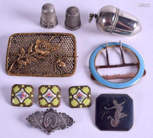 A VINTAGE NUTMEG GRATER together with thimbles etc.