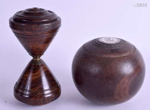 A Victorian turned lignum diabolo, 14cm long, together