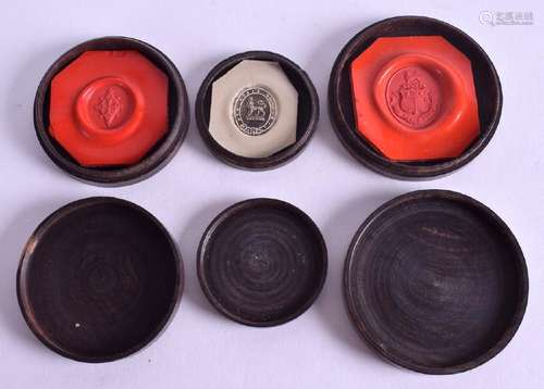 THREE ANTIQUE BOXED SEALS. Largest 4.5 cm wide. (3)