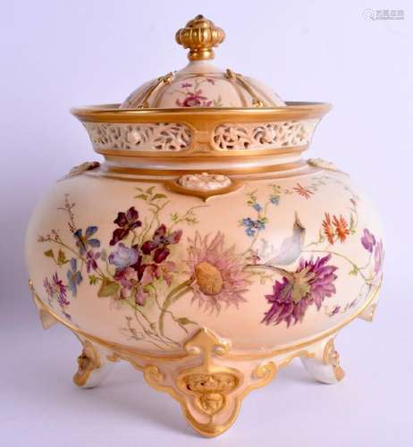 A LARGE ROYAL WORCESTER BLUSH IVORY POT POURRI VASE AND