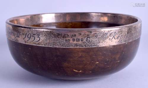 AN UNUSUAL 1950S SILVER ELIZABETHAN STYLE MAZER BOWL