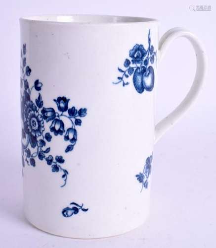 A GOOD 18TH CENTURY WORCESTER CYLINDRICAL MUG printed