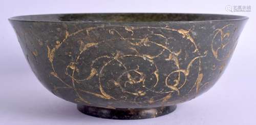 AN UNUSUAL ISLAMIC MIDDLE EASTERN GILT JADE BOWL