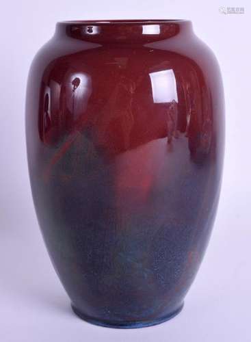 AN UNUSUAL ROYAL DOULTON CHARLES NOKE FLAMBÉ VASE. 18