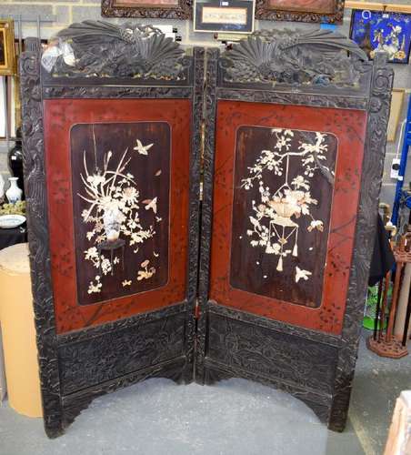 A 19TH CENTURY JAPANESE MEIJI PERIOD SHIBAYAMA SCREEN