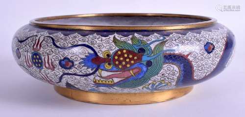 AN EARLY 20TH CENTURY CHINESE CLOISONNÉ ENAMEL BOWL