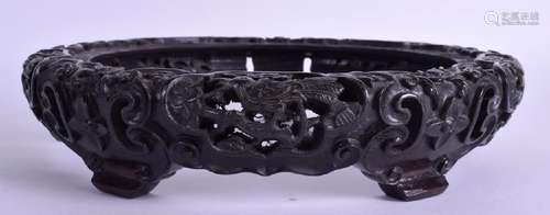 A 19TH CENTURY CHINESE CARVED HONGMU VASE STAND Qing.