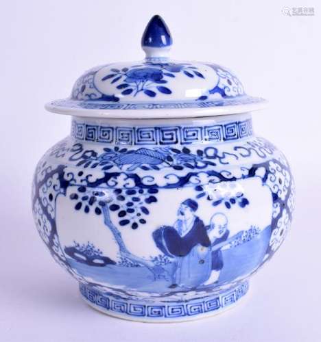 A 19TH CENTURY CHINESE BLUE AND WHITE BOWL AND COVER