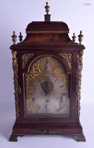 A RARE 18TH CENTURY ENGLISH FLAME MAHOGANY BRACKET