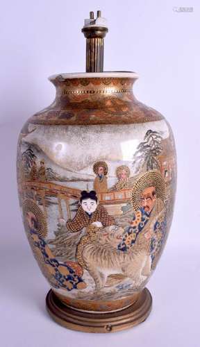 A 19TH CENTURY JAPANESE MEIJI PERIOD SATSUMA VASE