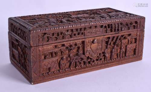 A 19TH CENTURY CHINESE CARVED SANDALWOOD CASKET Qing.