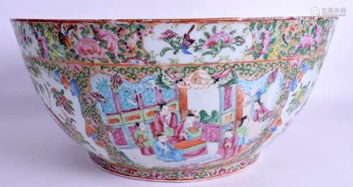 A LARGE 19TH CENTURY CHINESE CANTON FAMILLE ROSE BOWL