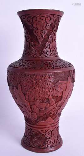 A 19TH CENTURY CHINESE CINNABAR LACQUER VASE Qing. 24