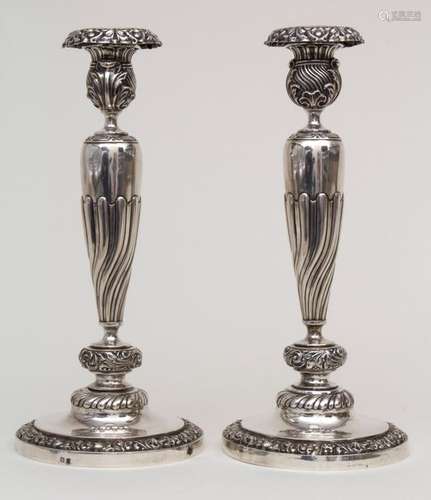 Paar Empire Kerzenleuchter / A pair of silver Empi…