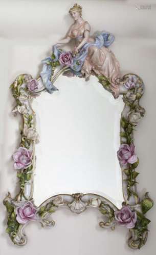 Wandspiegel mit Allegorie 'Flora' / A mirror with …