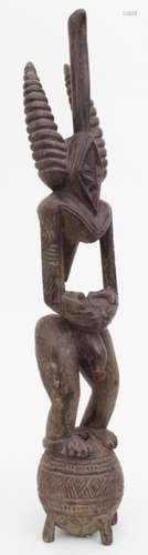 Männliche Figur / A male figure, Igala, Nigeria