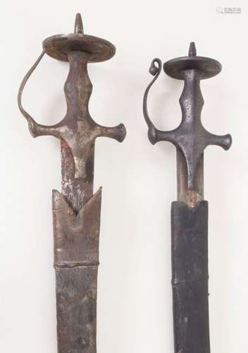 2 Säbel / A pair of sabers, wohl osmanisch, 18./19…