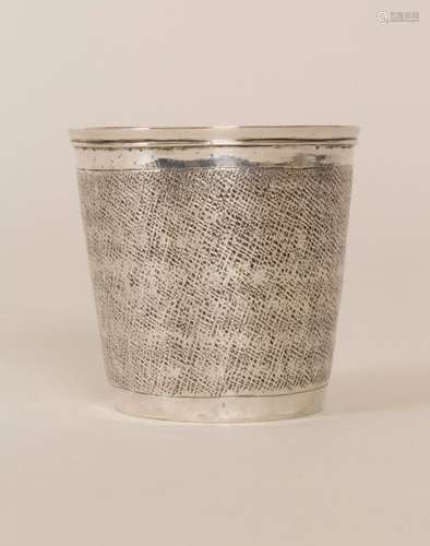 Schlangenhautbecher / A snakeskin silver beaker, d…