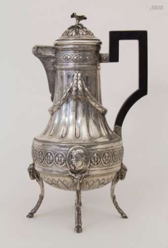 Großer Schenkkrug / A large silver jug, Schleissne…
