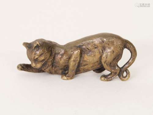 Miniatur Bronze 'schleichende Katze' / A miniature…