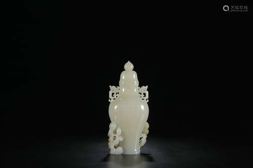 A Chinese Carved Jade Vase