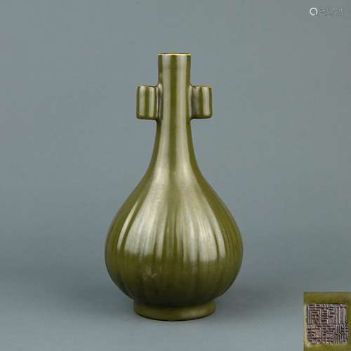 A Chinese Tea-Dust Glazed Porcelain Vase