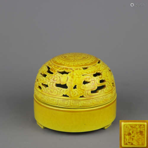 A Chinese Yellow Glazed Porcelain Incense Burner