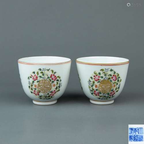 A Pair of Chinese Famille-Rose Porcelain Cups