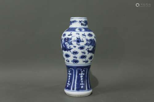 A Chinese Blue and White Porcelain Vase